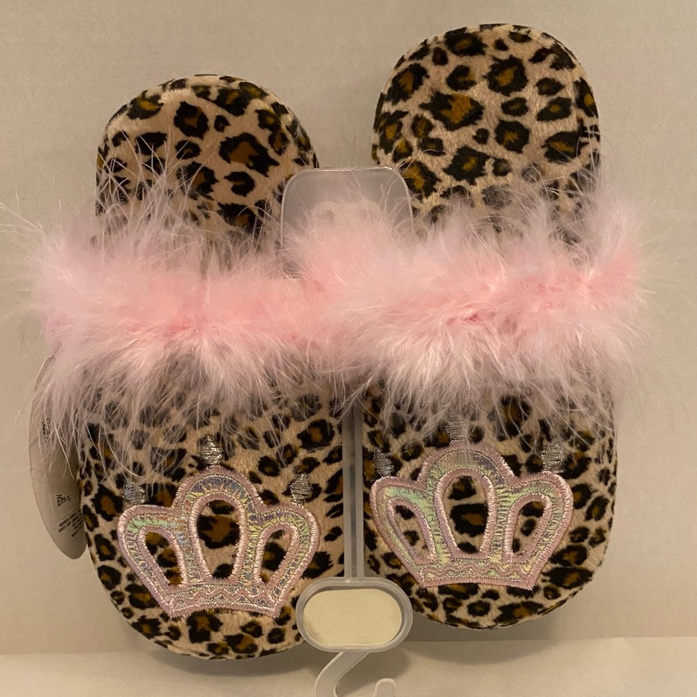 Leopard Print Slippers with Pink Feather Trim